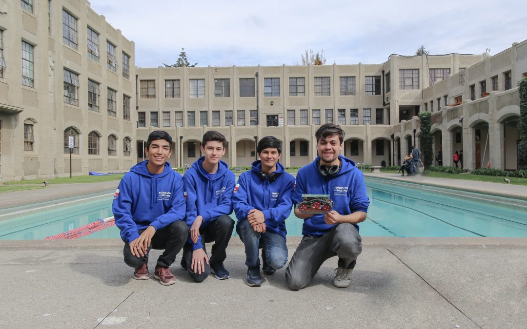 Tres estudiantes chilenos seleccionados para participar en el Mundial de Robótica en Australia